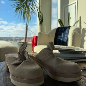 Bernardo Taupe Suede Mules